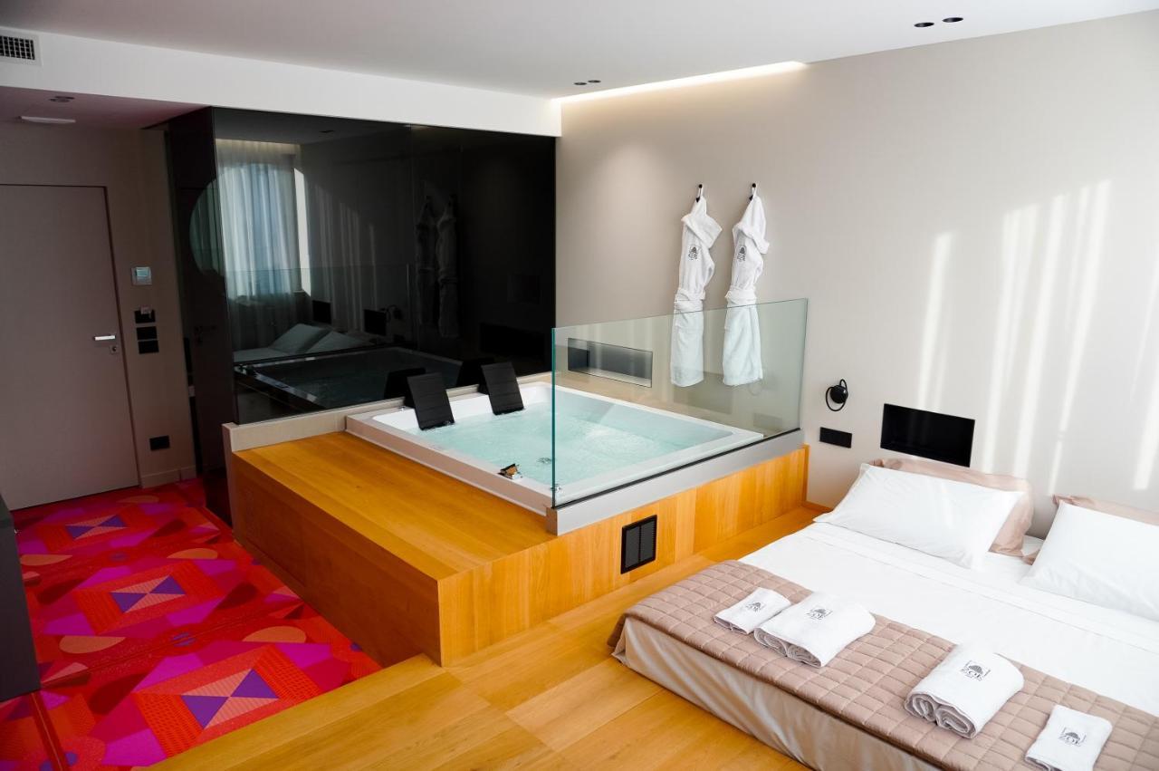 Zoe Luxury Suites Catania Esterno foto