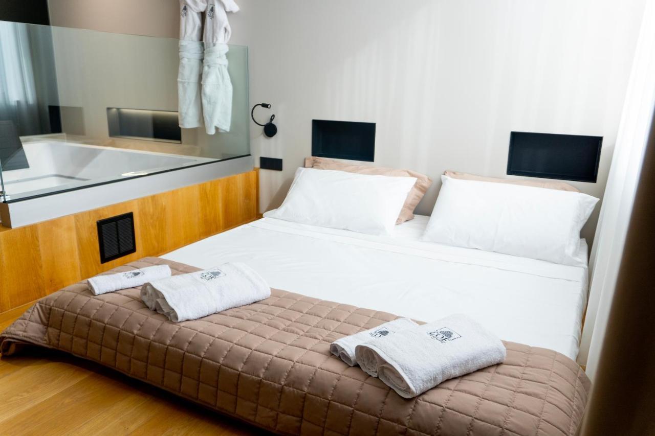 Zoe Luxury Suites Catania Esterno foto